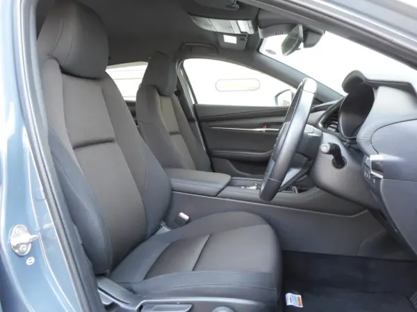 2019 Mazda 3 Fastback — photo 7 | Tuminion Kenya
