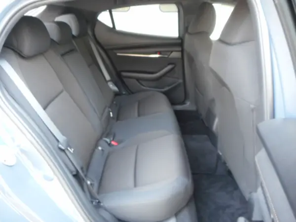 2019 Mazda 3 Fastback — photo 8 | Tuminion Kenya