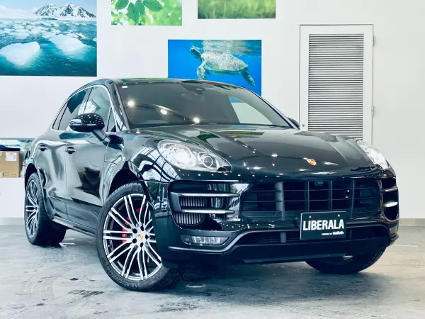 2018 Porsche Macan — photo 7 | Tuminion Kenya