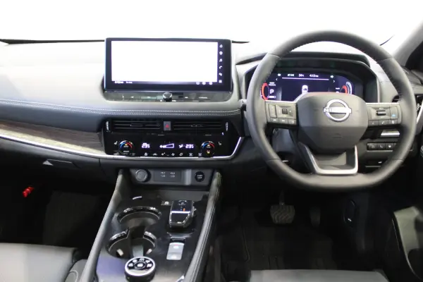2025 Nissan Xtrail — photo 3