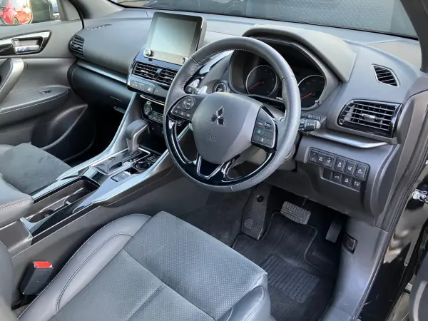Mitsubishi Eclipse Cross 1.5 Black Edition — photo 7