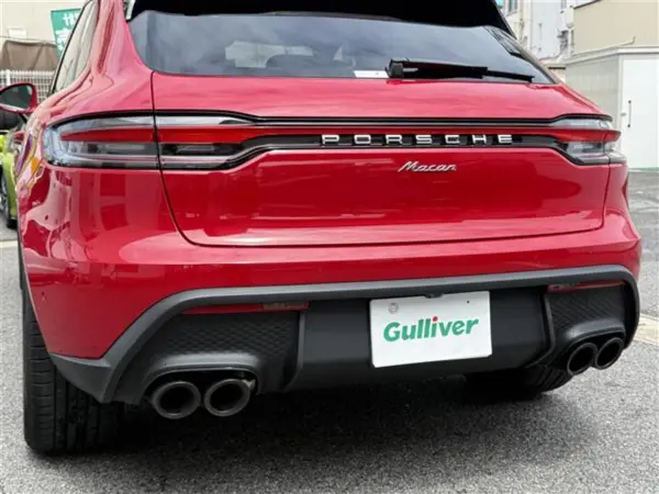 2024 Porsche Macan — photo 8 | Tuminion Kenya