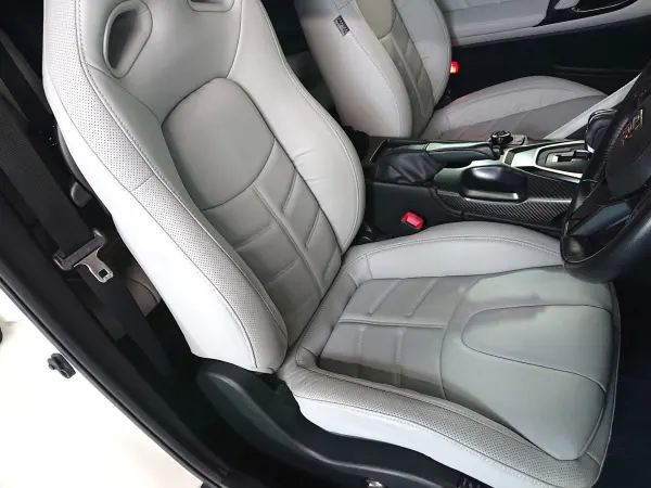 Nissan GT-R 3.8 Premium Edition 4WD — photo 8