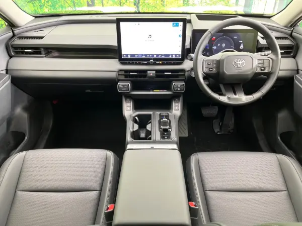 2026 Toyota  Rav4 — photo 2