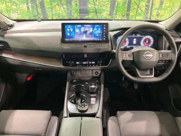 2025 Nissan Xtrail — photo 2