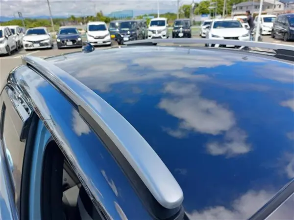 2021 Honda Fit — photo 9 | Tuminion Kenya