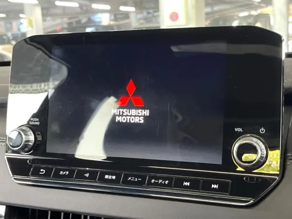 2023 Mitsubishi Outlander — photo 7 | Tuminion Kenya