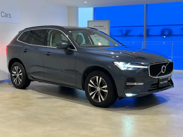 2022 Volvo Xc60 — photo 2