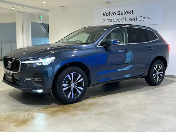 2022 Volvo Xc60 — photo 3