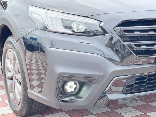 Subaru Legacy Outback 1.8 Active x Black EX 4WD — photo 9