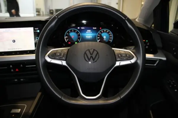 2023 Volkswagen Golf — photo 8 | Tuminion Kenya