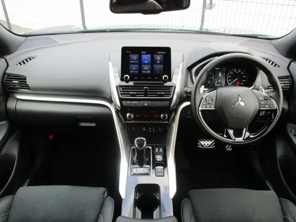 2023 Mitsubishi Eclipse Cross — photo 3