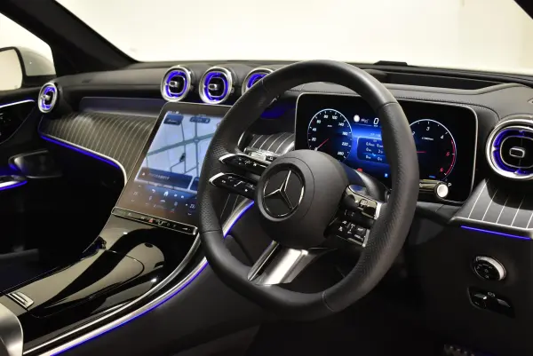 2024 Mercedes-benz Glc — photo 2