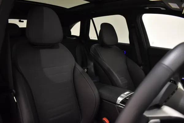 Mercedes-Benz GLC220 d 4MATIC (ISG equipped model) AMG Line Package Diesel Turbo 4WD MP202401 Authorized Certified Used Car / 2-Year Warranty / Leather Exclusive Package / Drivers Package / Panoramic Sliding Roof / Rear Axle Steering / AIR MATIC / Open Pore Wood / Burmester 3D Sound / HUD (Opalite White) — photo 7