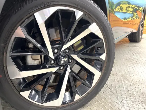 Mitsubishi Outlander PHEV 2.4 P 4WD — photo 9