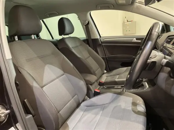 2019 Volkswagen Golf — photo 7 | Tuminion Kenya