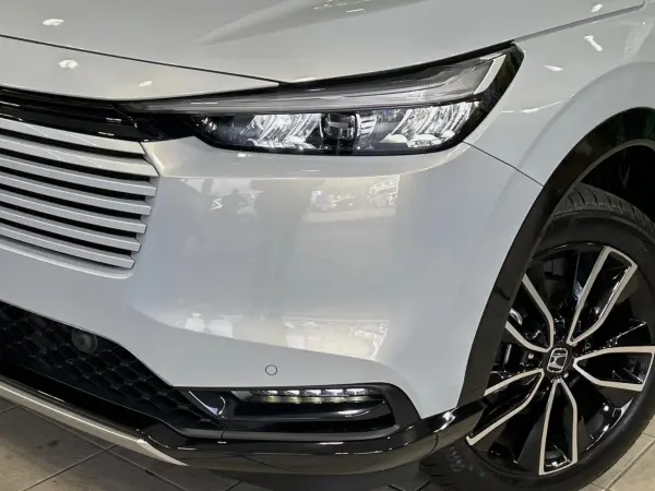 Honda Vezel 1.5 e:HEV Z — photo 8