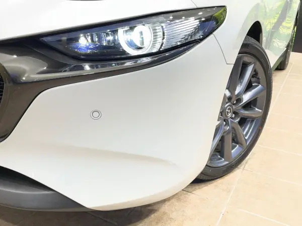 Mazda Mazda3 Fastback 2.0 20S Proactive Touring Selection — photo 8