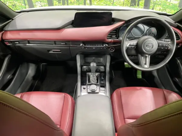 2024 Mazda 3 Fastback — photo 2
