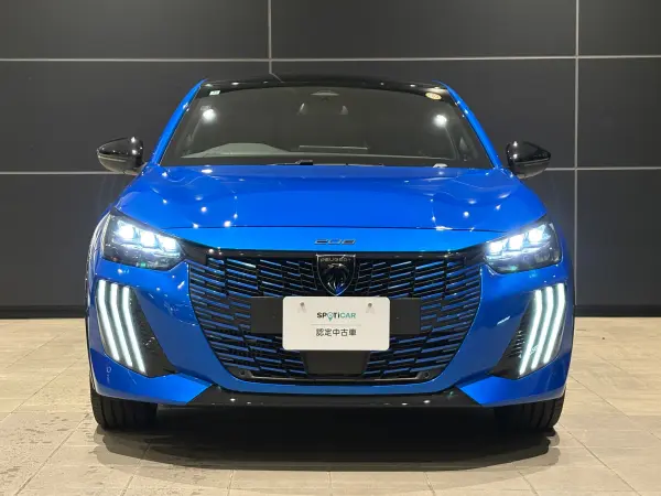 2025 Peugeot 208 — photo 2