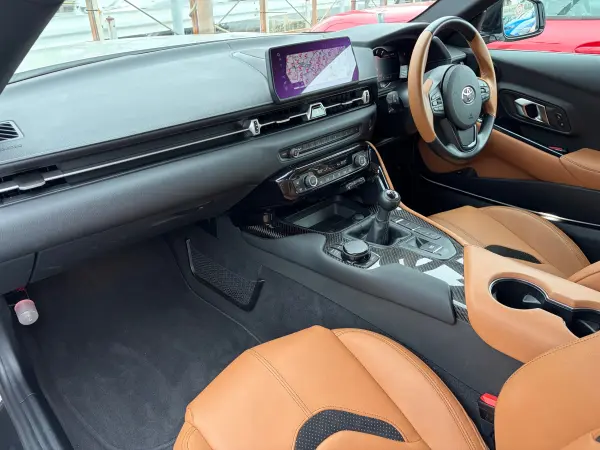 Toyota Supra 3.0 RZ Tan Leather Seats Front/Rear Dashcam ETC Navi TV Backup Camera Pre-Collision Safety Lane Keep Blind Spot Monitor Heated Power Seats JBL (White Metallic) — photo 9