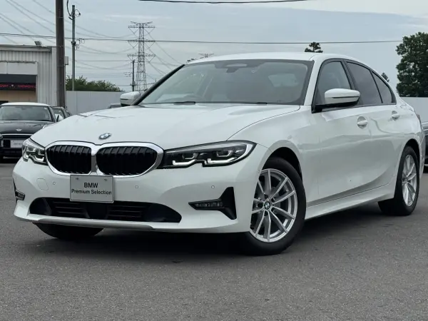 BMW 3 Series 320d xDrive Diesel Turbo 4WD Comfort Package Plus Package 17-inch AW Power Trunk Seat Heater Active Cruise Control Driving Assist Lane Keep Assist Touch Panel Navigation Rear Camera Wireless Charger ETC2.0 Non-Smoking Vehicle (Alpine White III)