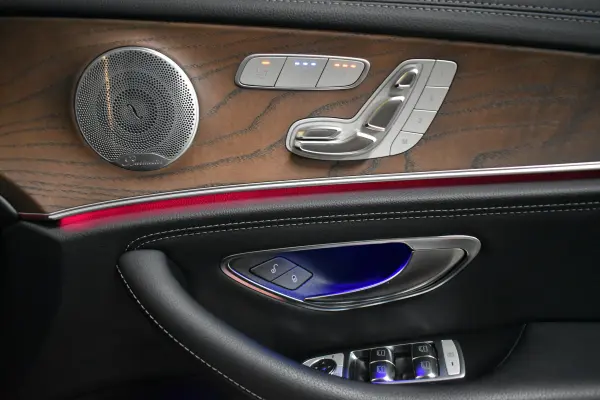 2019 Mercedes E Class — photo 8 | Tuminion Kenya