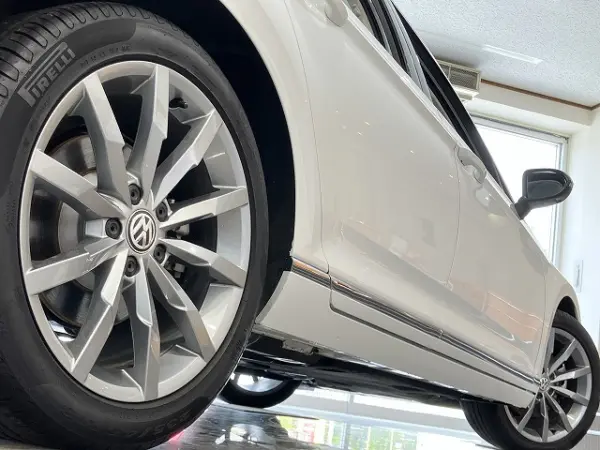 2020 Volkswagen Passat — photo 8 | Tuminion Kenya