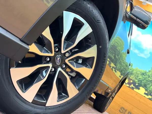 2024 Subaru Legacy Outback — photo 9 | Tuminion Kenya