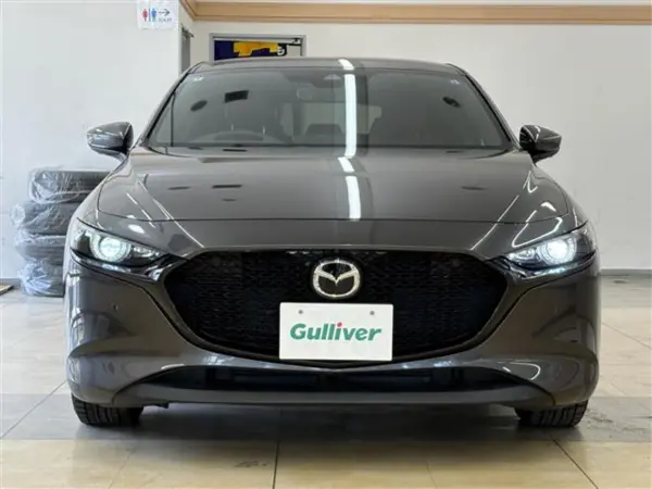 Mazda Mazda3 Fastback 1.8 XD Burgundy Selection Diesel Turbo 4WD — photo 8
