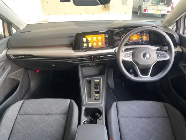 2022 Volkswagen Golf — photo 2 | Tuminion Kenya