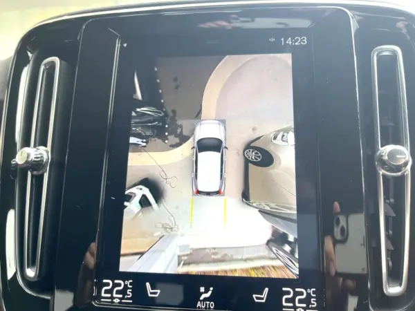 2018 Volvo Xc40 — photo 7 | Tuminion Kenya