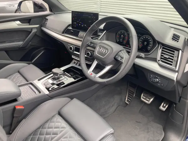 Audi Q5 S line Dynamic Edition Diesel Turbo 4WD — photo 8