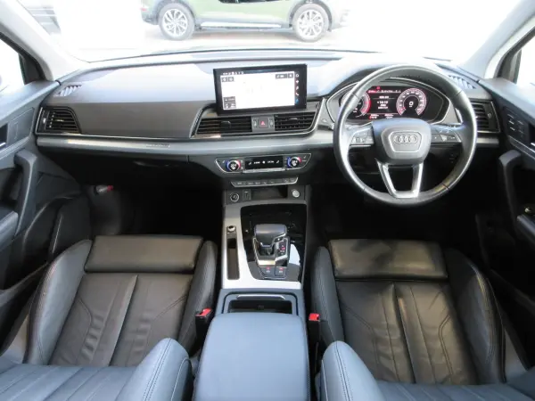 Audi Q5 40 TDI Quattro Advanced Diesel Turbo 4WD One Owner Leather Package Plus Package Surround View Camera Adaptive Cruise Control Apple CarPlay (Mythos Black Metallic) — photo 7