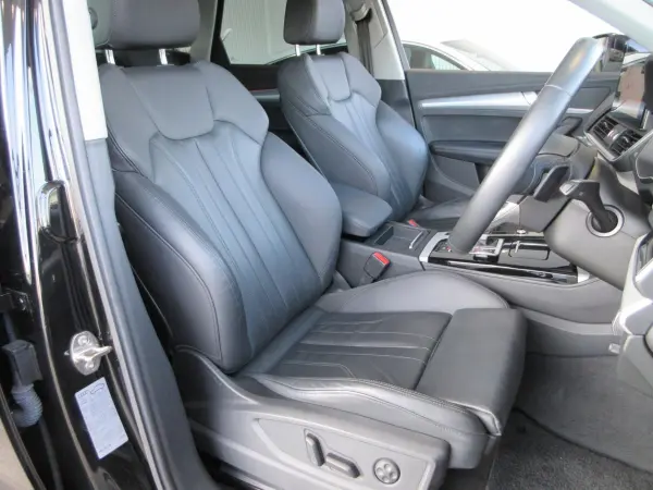 Audi Q5 40 TDI Quattro Advanced Diesel Turbo 4WD One Owner Leather Package Plus Package Surround View Camera Adaptive Cruise Control Apple CarPlay (Mythos Black Metallic) — photo 8