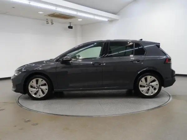 2025 Volkswagen Golf — photo 3 | Tuminion Kenya