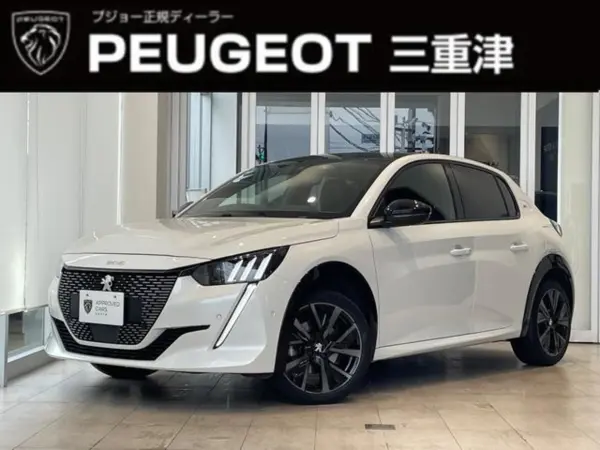 2021 Peugeot 208 — photo 1
