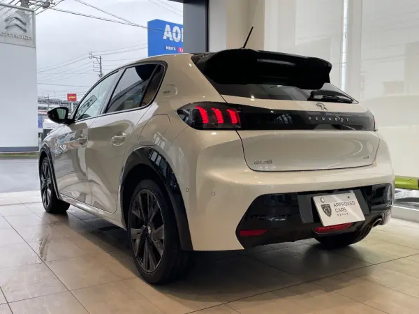 2021 Peugeot 208 — photo 3 | Tuminion Kenya