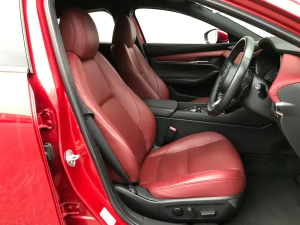Mazda Mazda3 Fastback 2.0 20S Proactive Touring Selection — photo 7