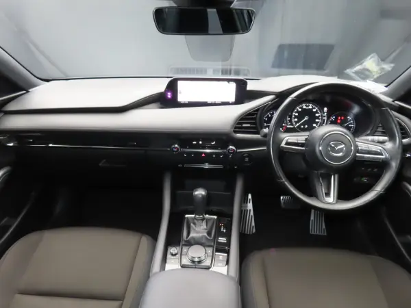 2019 Mazda 3 Fastback — photo 3