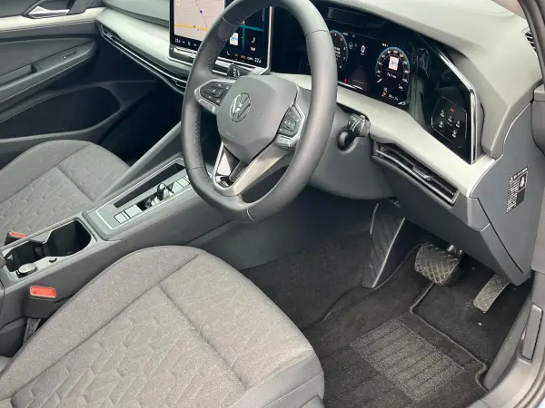 Volkswagen Golf eTSI Active Right Hand Drive / Blue / One Owner / Technology Package / ETC / Backup Camera / Obstacle Sensor / Lane Keep Assist / Auto Light / Seat Heater / MT Mode (Blue) — photo 9
