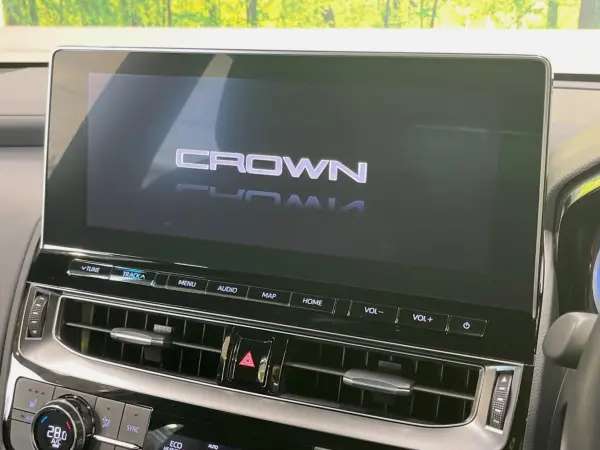 2021 Toyota Crown — photo 3