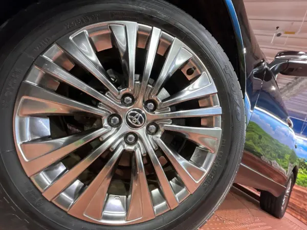 2020 Toyota Harrier — photo 9 | Tuminion Kenya