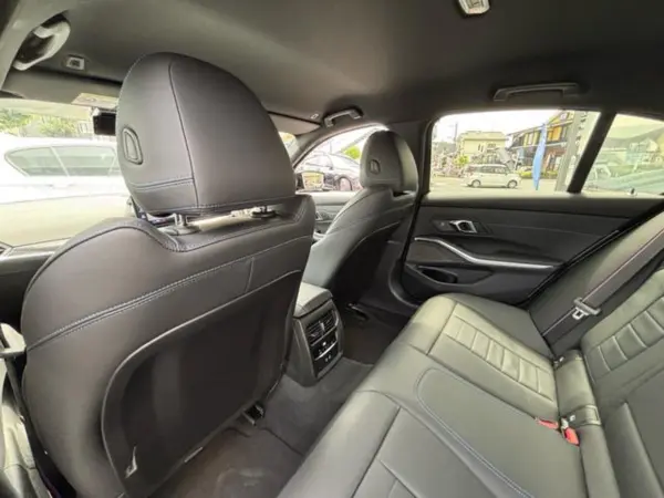 2024 Bmw 3 Series — photo 7 | Tuminion Kenya