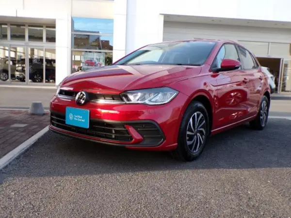 2023 Volkswagen Polo — photo 1