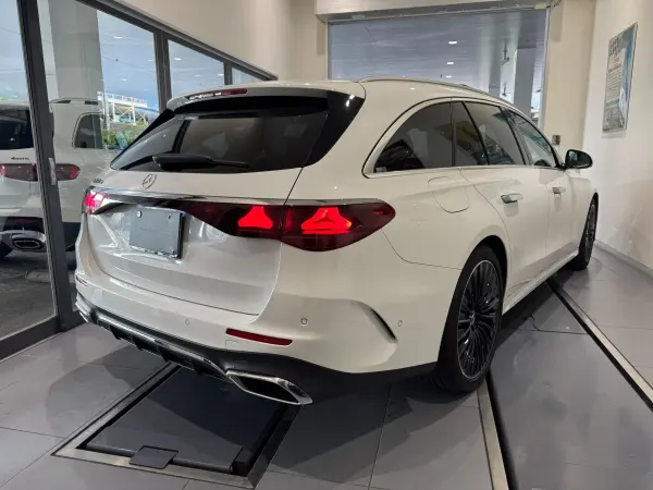 2024 Mercedes Amg Gle — photo 3