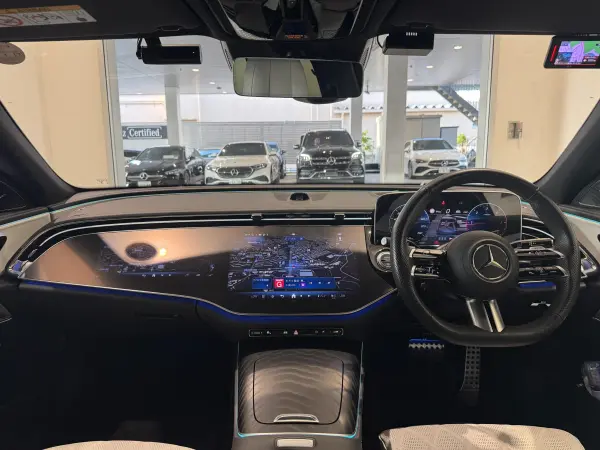 Mercedes-Benz E-Class Wagon E220 d Avantgarde AMG Line Package (ISG equipped model) Diesel Turbo MP202401 Full Options White Leather Panoramic Sliding Roof Digital Interior Package Leather Exclusive Package Advanced Package Head-Up Display Burmester Surround (Opalite White) — photo 7