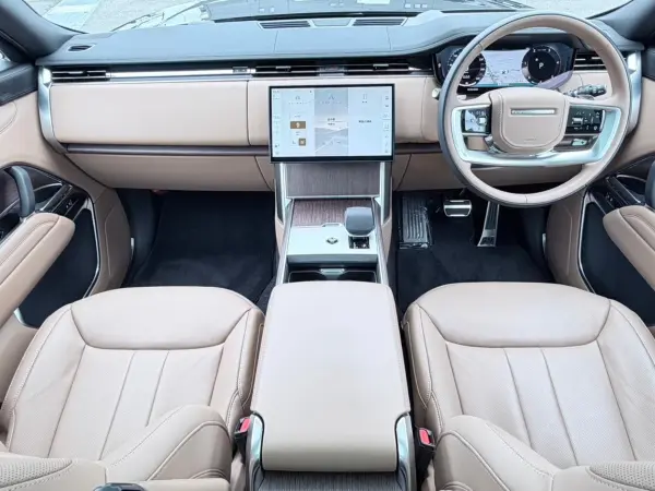 2025 Landrover Rangerover — photo 2