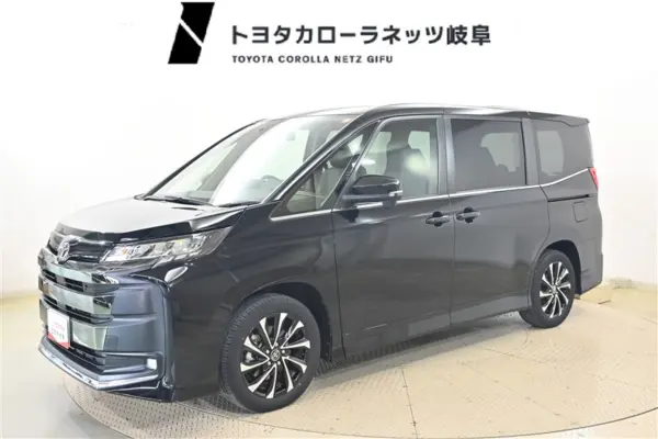 Toyota Noah 2.0 S-Z Navi & Backup Camera (Black Mica) — thumbnail 1