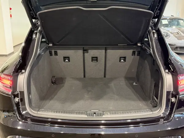 2023 Porsche Macan — photo 7 | Tuminion Kenya